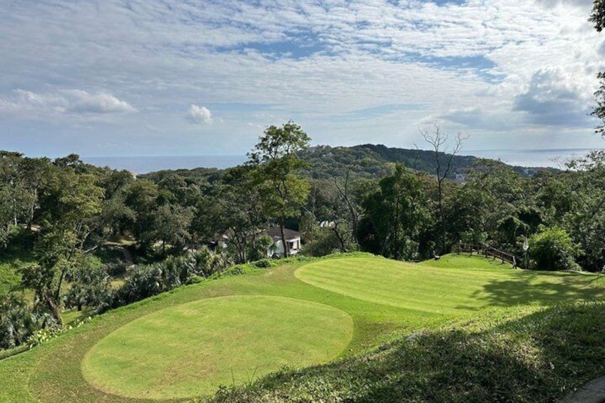 Roatan Golf at The Black Iguana Course 4
