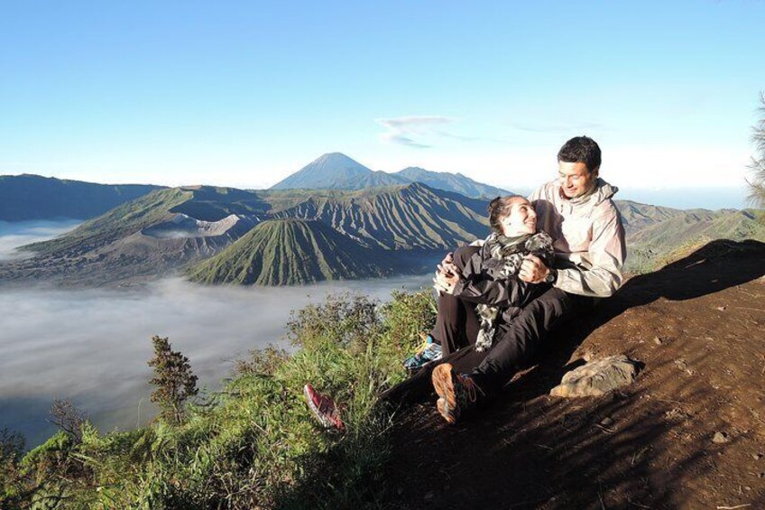 Bromo Sunrise - Ijen Crater Tour 2 Day 1 Night 5