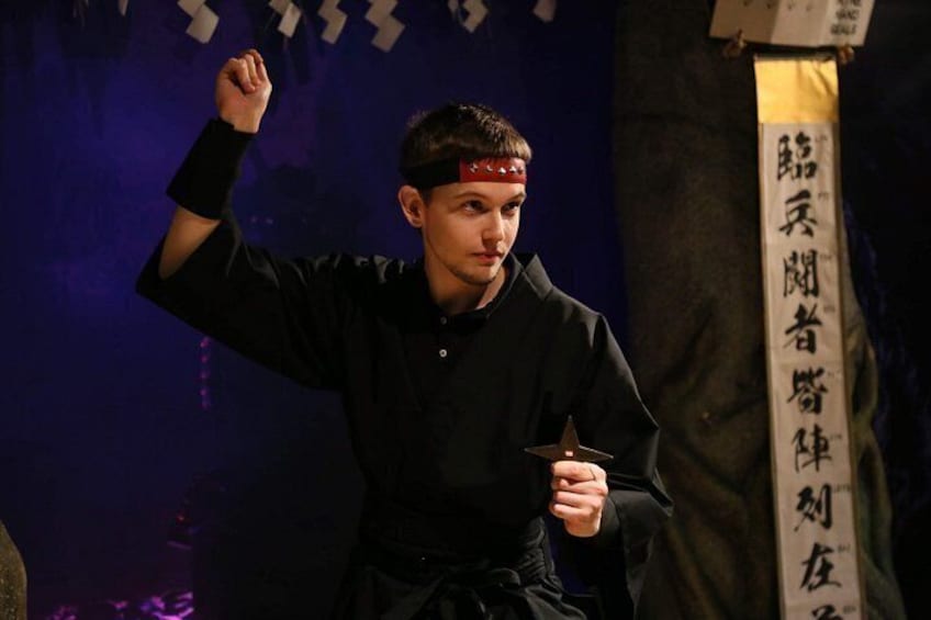 Ninja Samurai 2-hour hands-on lesson by Japanese master in Tokyo 3