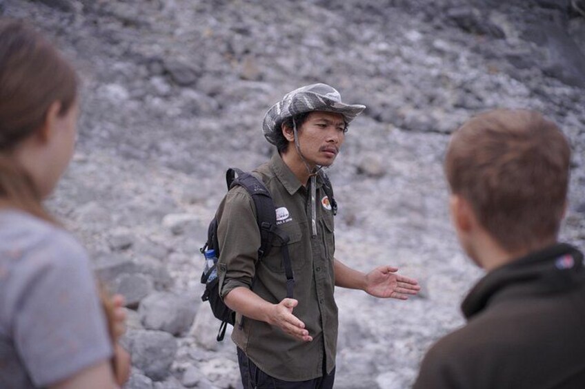 Sunrise Tour or Hiking Mount Sibayak From Berastagi 3