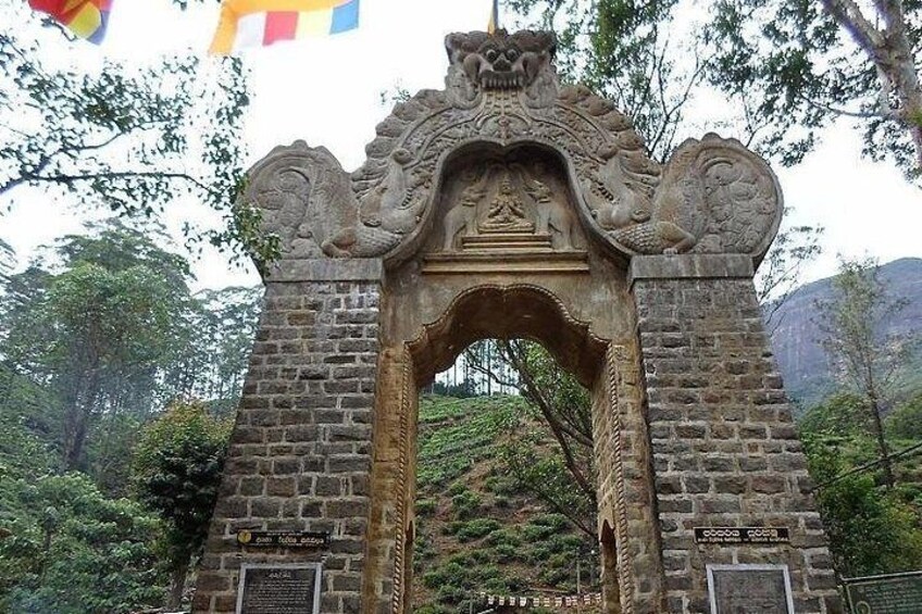 Kandy to Nallathanniya (Climb Adams Peak) 5
