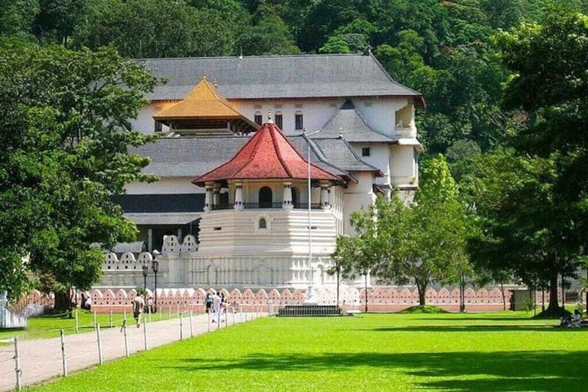 Kandy Temple 1