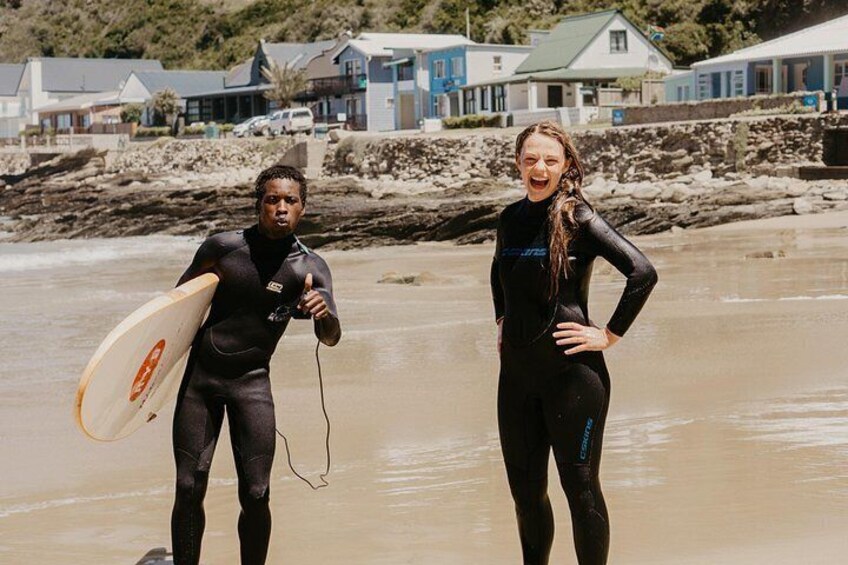 1h15min surfing lessons in Victoria Bay & Wilderness 2