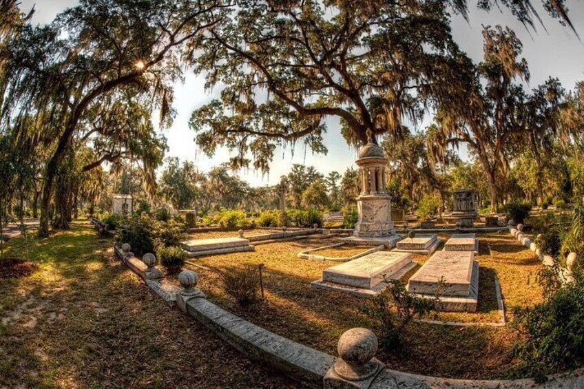 Savannah's Bonaventure Cemetery Tour 3