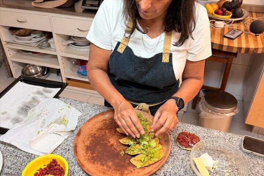 Private Mexican Cooking Class with Gastronomic Historian, Lucia 4