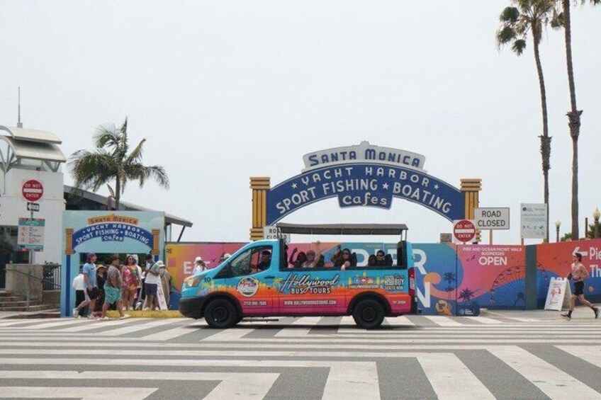 Malibu Open-Air Tour from Santa Monica with Celebrity Homes 2