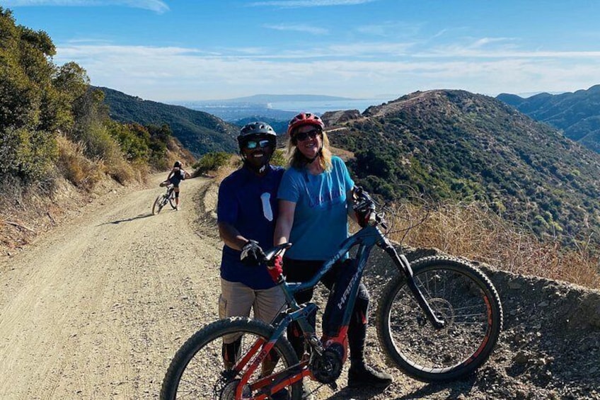 Scenic Santa Monica Electric Mountain Bike Tour (Beginner) 2