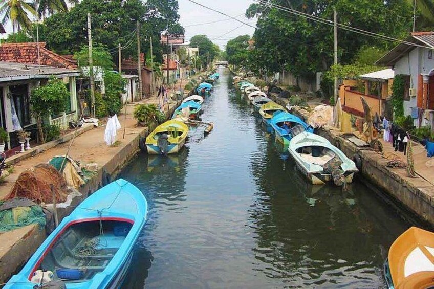 The Hamilton canal 1