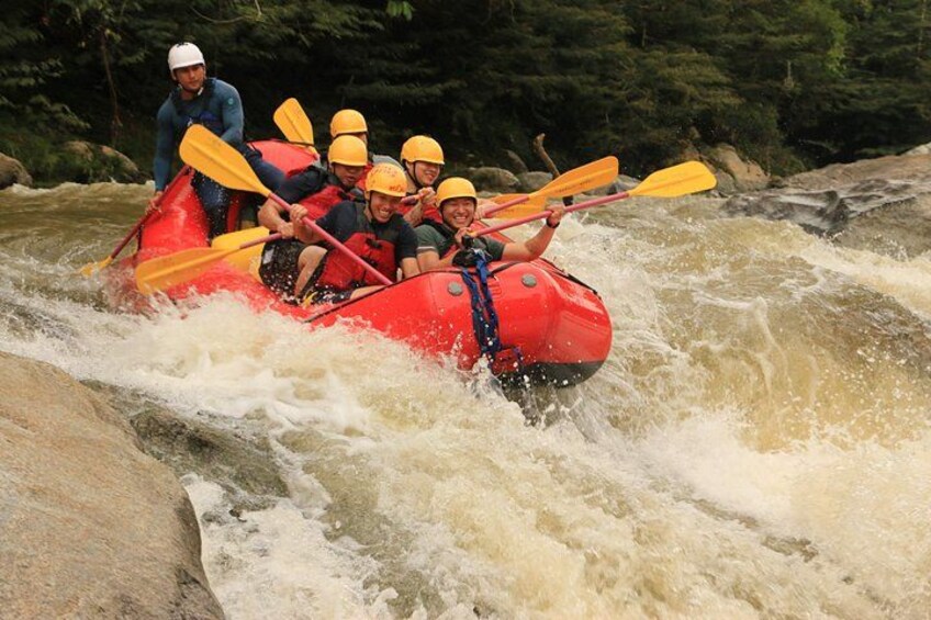 Fun White Water Rafting (Optional Paragliding) Private Tour from Medellin 3