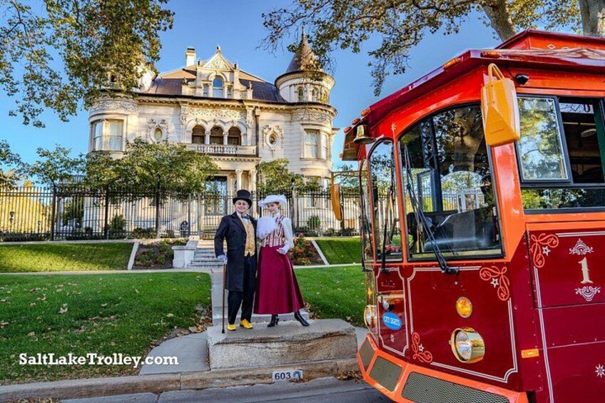 Your Salt Lake Trolley journey includes tales of the iconic Utah Governor’s Mansion—capture photos with our theatrical guides and enjoy live comedy and music at every sightseeing highlight. 3