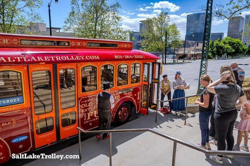 Step aboard the City Sights Trolley for a musical adventure on wheels! Our guides welcome you with smiles, songs, and playful storytelling as you set out to discover Salt Lake City. 2
