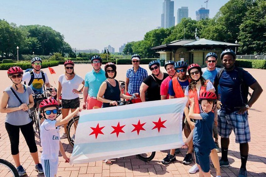 Learn the story behind the Chicago flag on our Family Friendly Chicago Food & Bike Tour. Ride a Bicycle and enjoy meaningful, fun Kid-Friendly Things to do in Chicago. 5