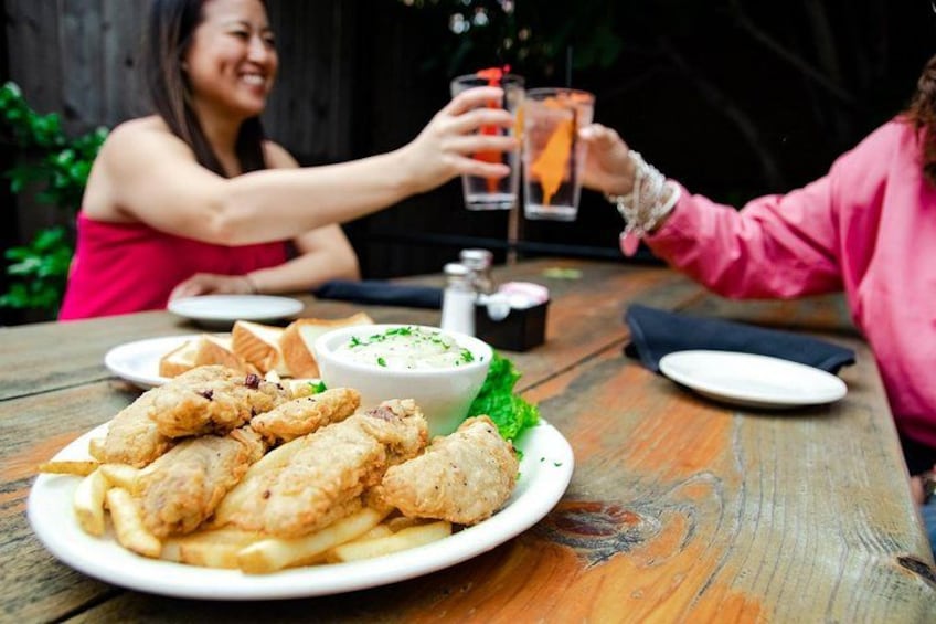 Dallas Food Tour with 5 Local Food Tastings in Deep Ellum Area 3