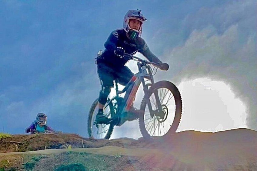Rocky Peak Electric Mountain Bike Tour Simi Valley (Intermediate) 4