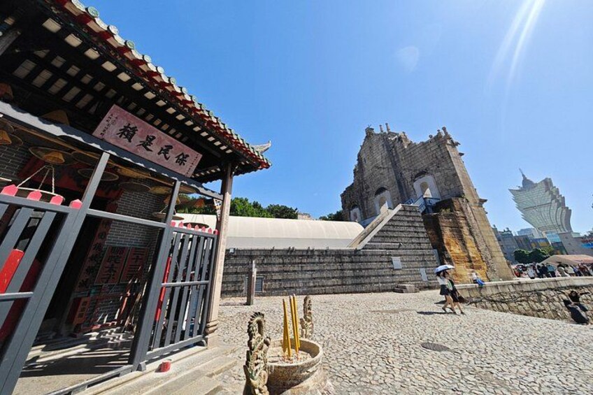 Macau Private Tour with an Insider 2