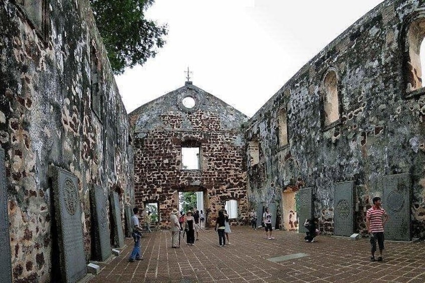 *16 Hrs Best of Melaka Van Tour from Fraser's Hill w' Tour Guide 4