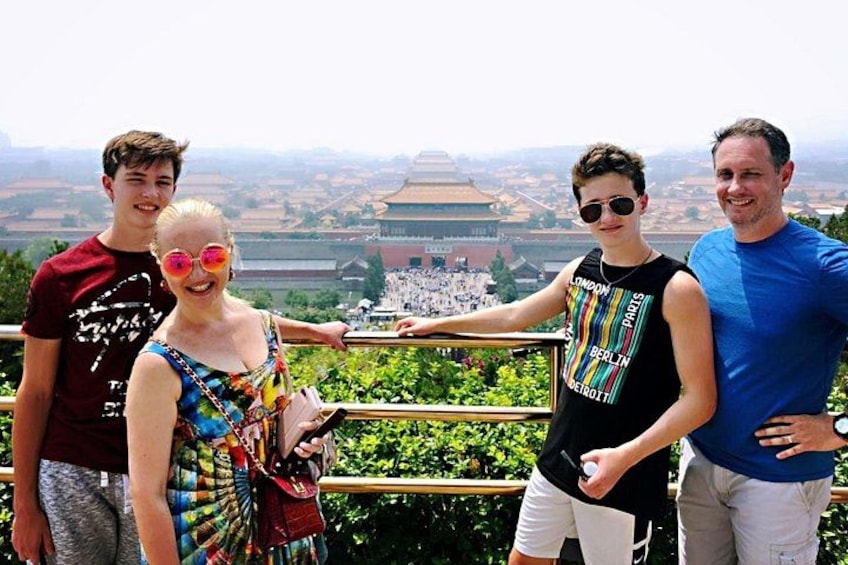 T-Square & Forbidden City Group Tours with Optional Sights 2