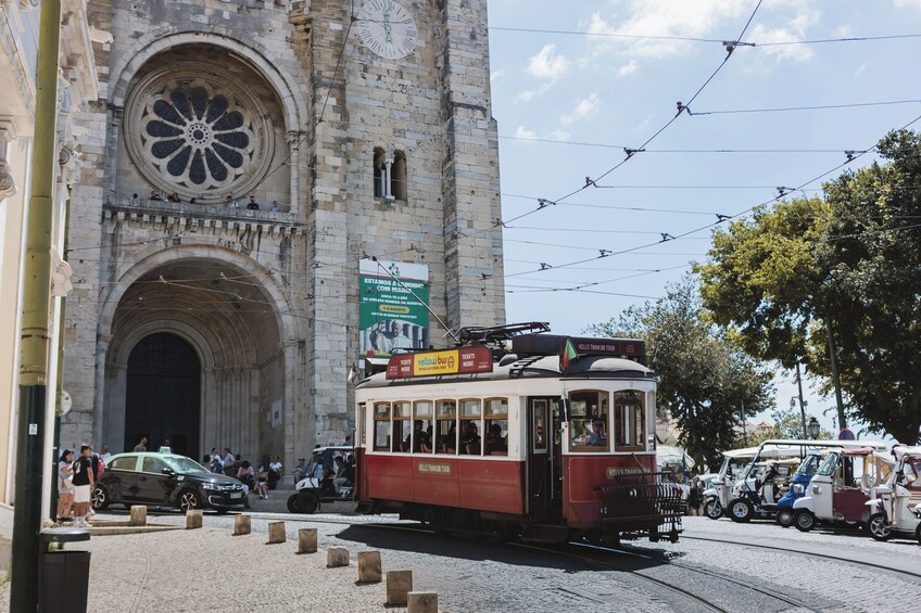 Hills Tramcar Hop-on Hop-off Tour