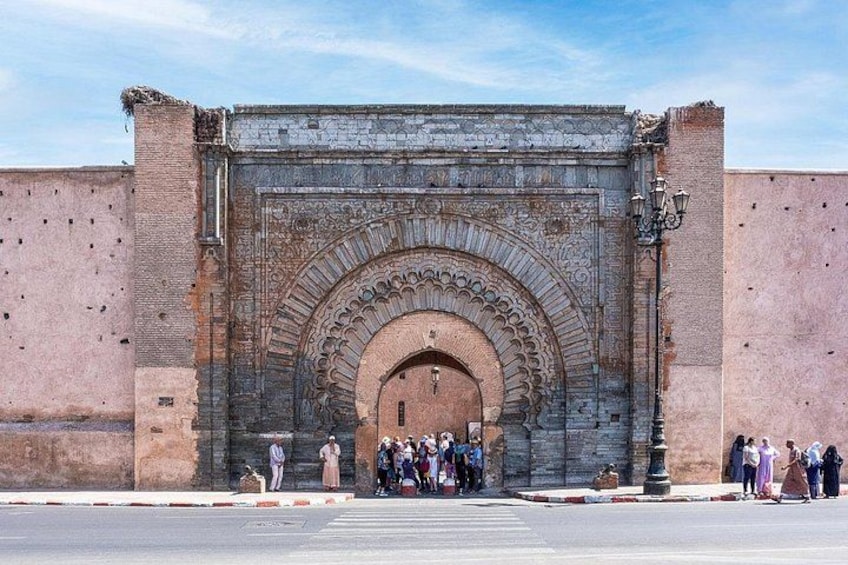Tuk Tuk Marrakech tour private : Audio guide , Gift & Pastries 4