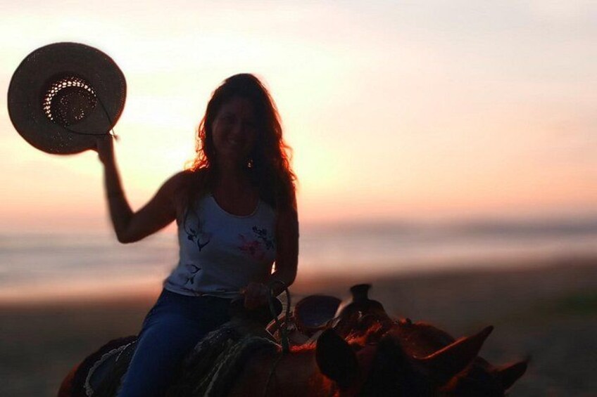 Horseback Riding Zihuatanejo 4