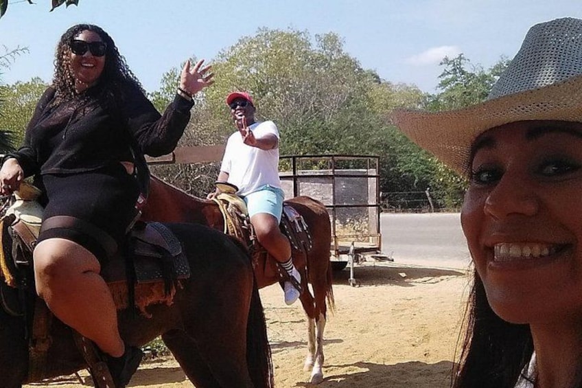 Horseback Riding Zihuatanejo 2