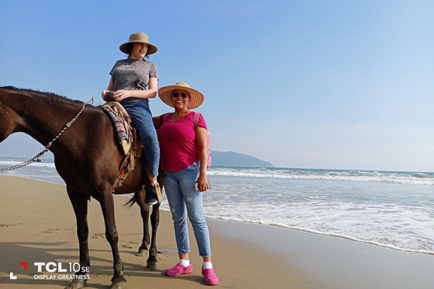 Horseback Riding Zihuatanejo 3