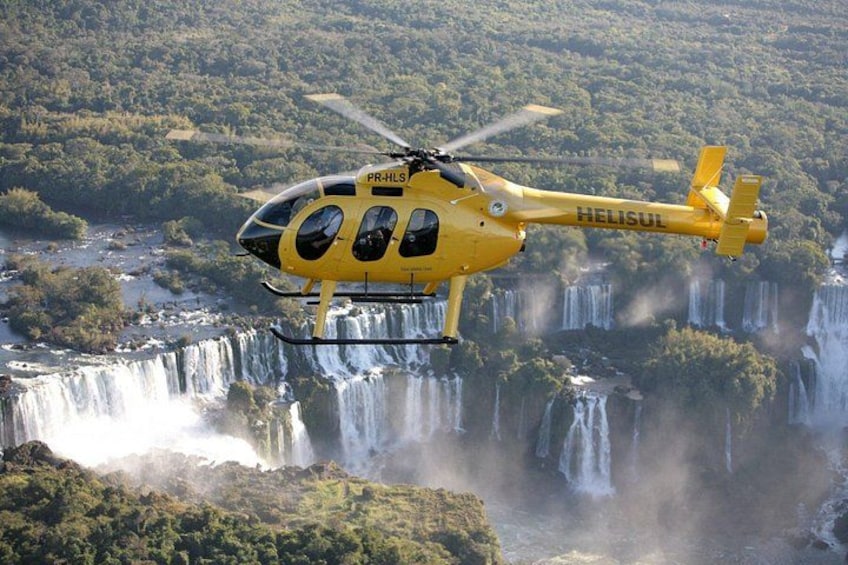 Helicopter over the falls 4