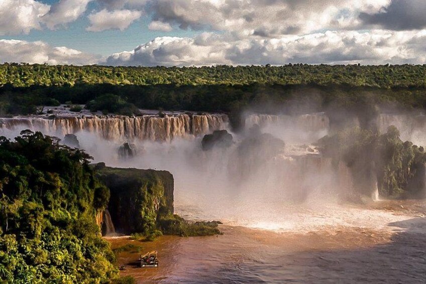Iguazu Falls Saver Package! Both sides excursions & transfers 5