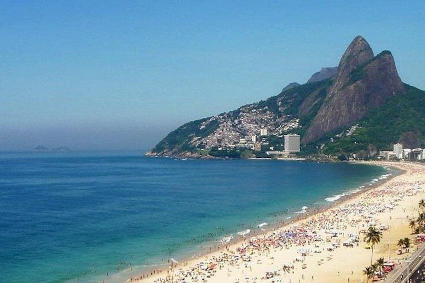 Private 30 min Helicopter Tour in Rio de Janeiro for 3 people 5