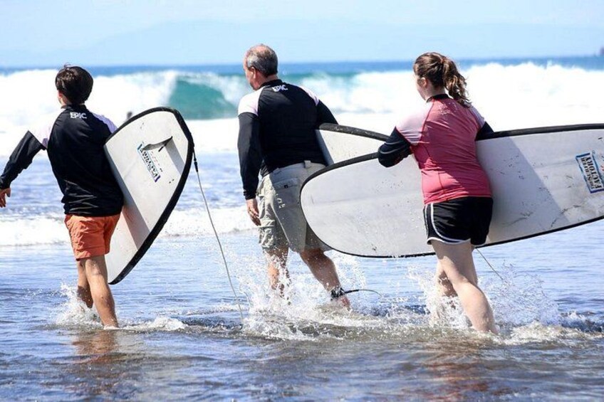 Surf Lessons with Pro Team in Jacó 3