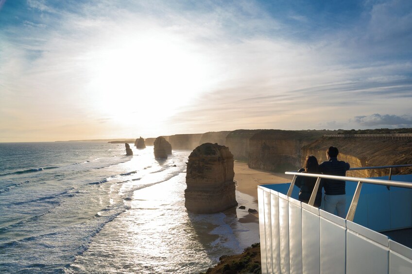 The Great Ocean Road and 12 Apostles Tour with Japanese Commentary 1