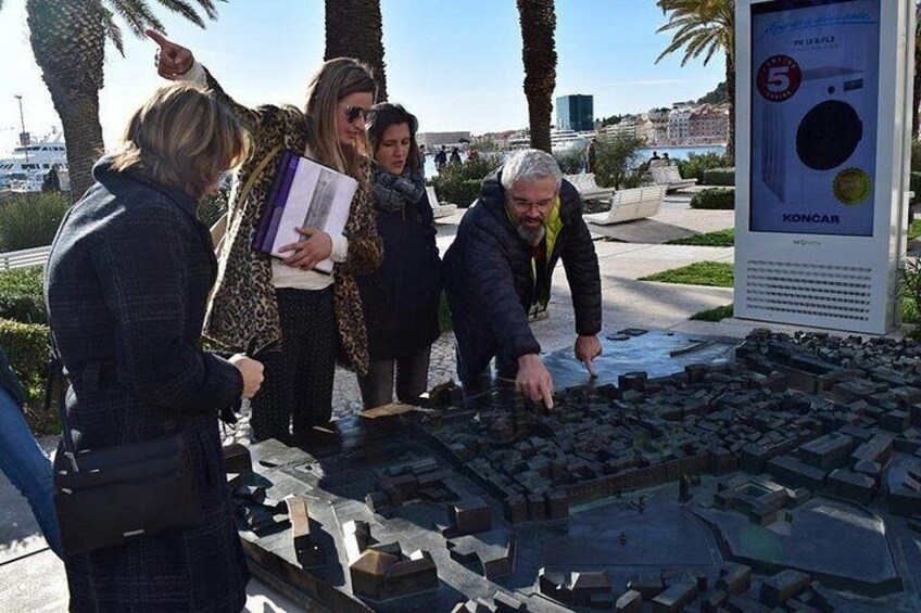 Walk through 1700 Years of History in Split - Private Tour 2