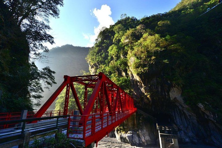 Private Taroko Gorge English Guided Tour from Hualien City 2