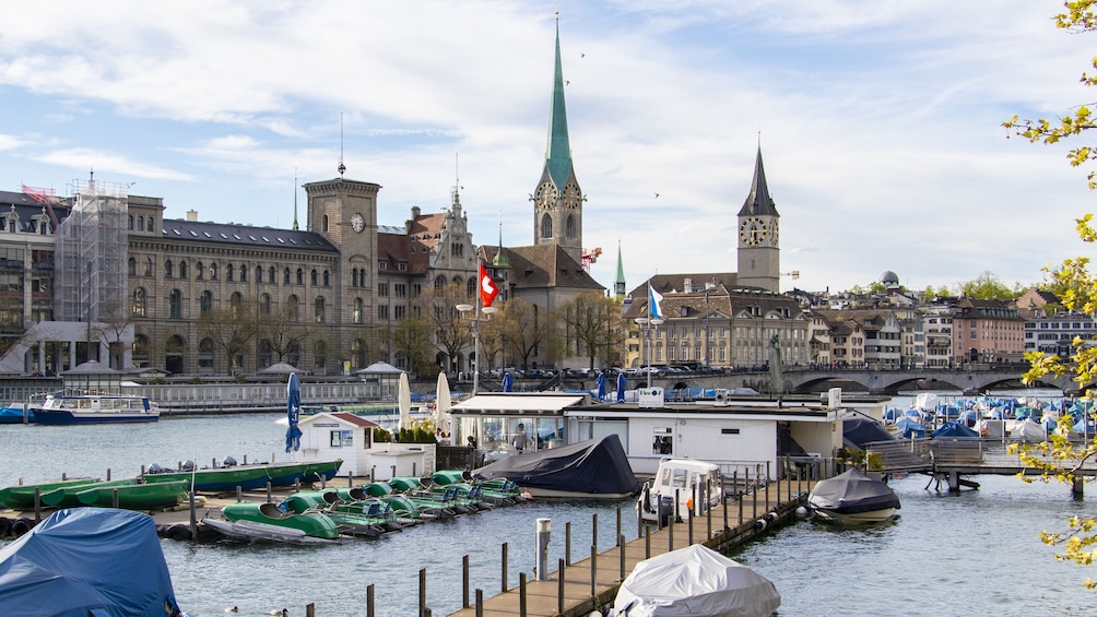 Best Introduction Tour of Zurich with a Local 2