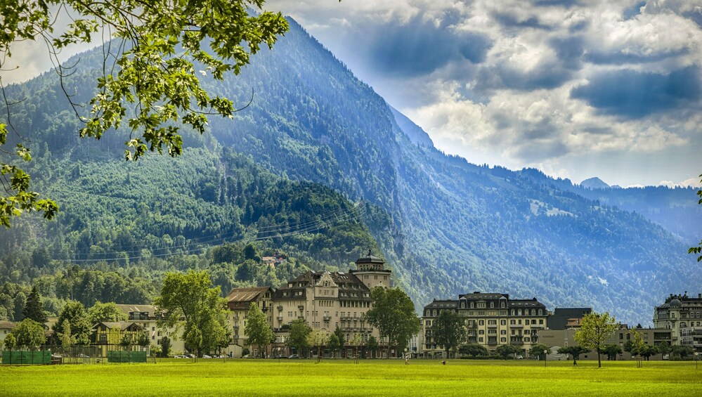 Architectural Walk of Interlaken with a Local 5