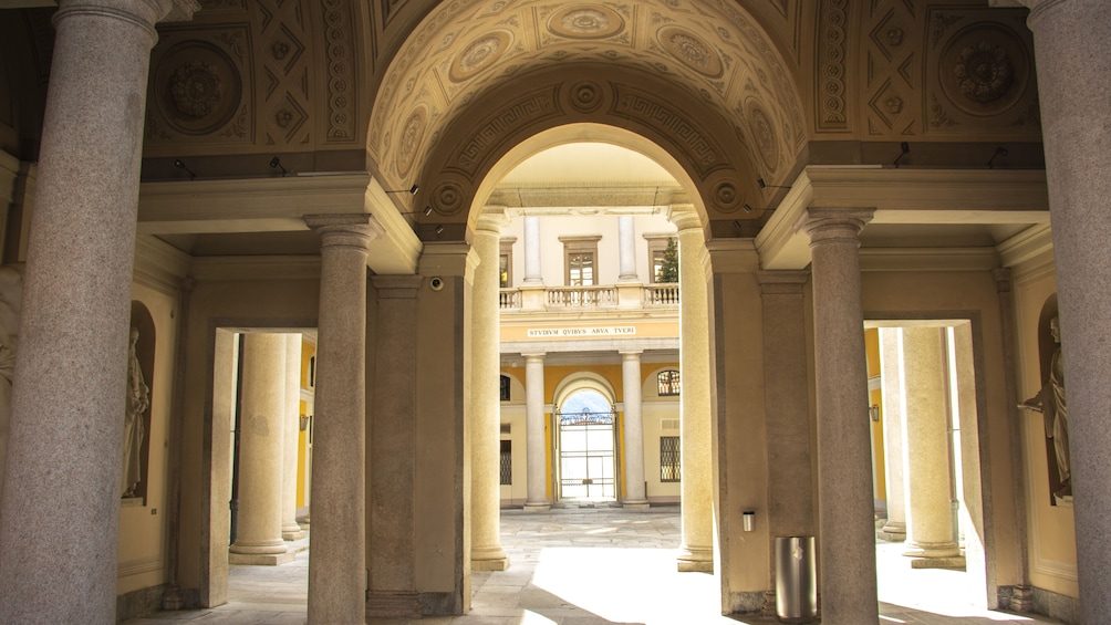 1 Hour Private Walk of Lugano with a Local 3