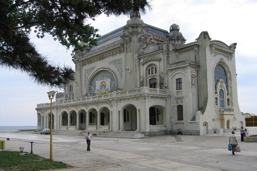 Constanța, at the Black Sea with wine tasting at Murfatlar 1