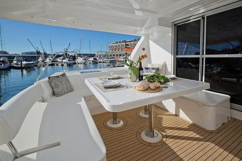 Zone arrière de notre catamaran 3