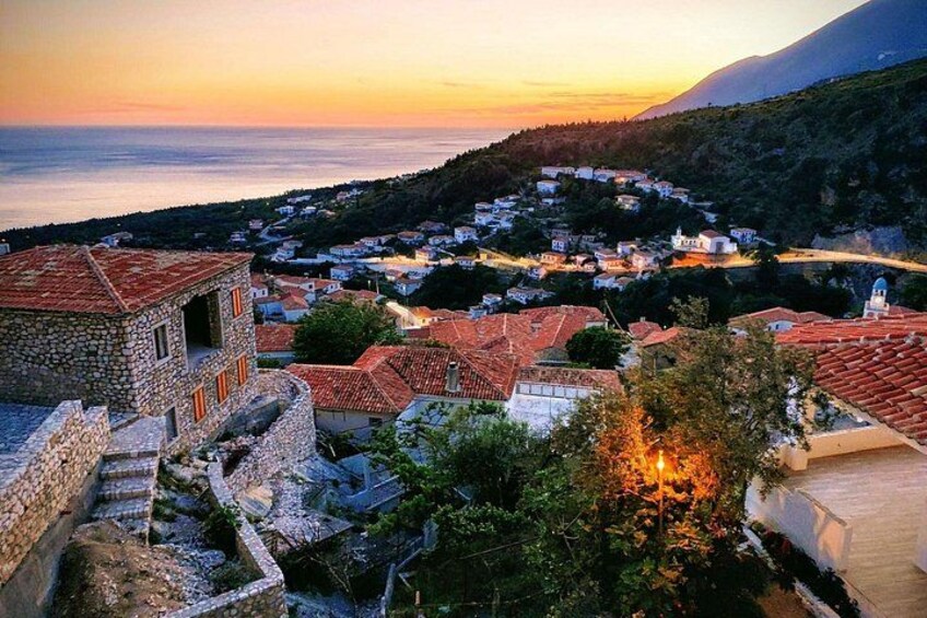 Dhermi 4