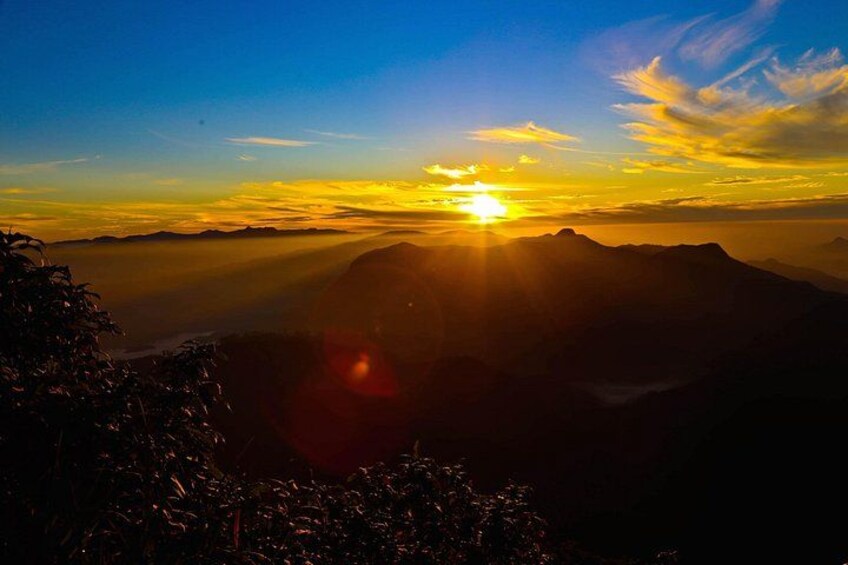 Trekking Adam's Peak Safari & Night Life at Adam's Peak. 1