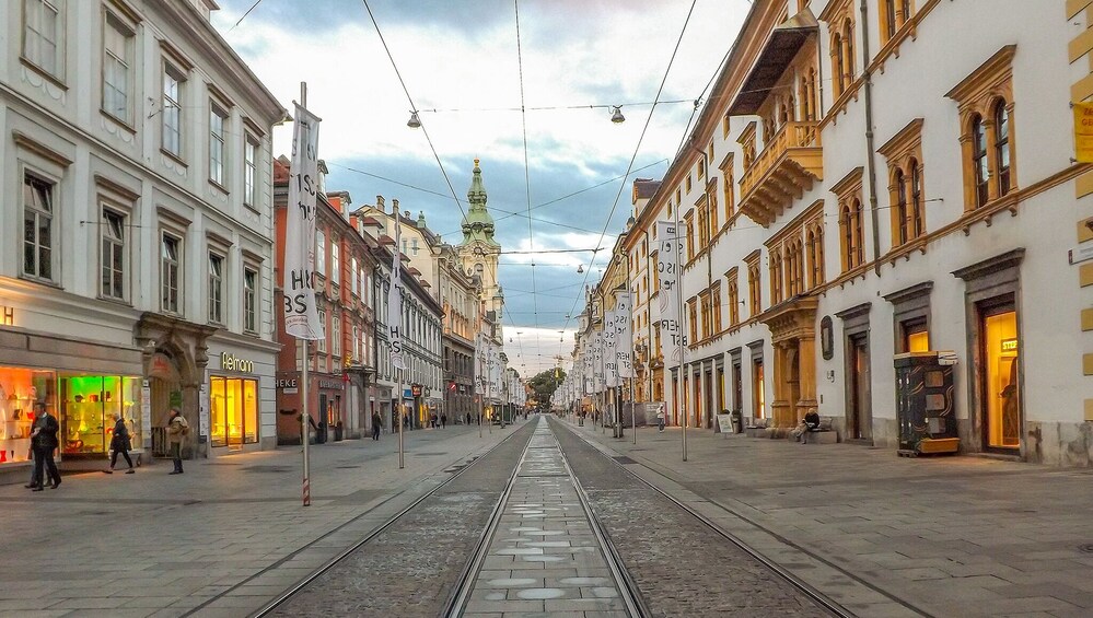 Discover Graz in 60 Minutes with a Local 4