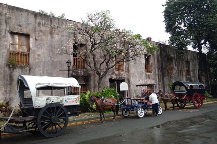 Manila Old and New: Sightseeing Tour Including Intramuros and Fort Santiago 2
