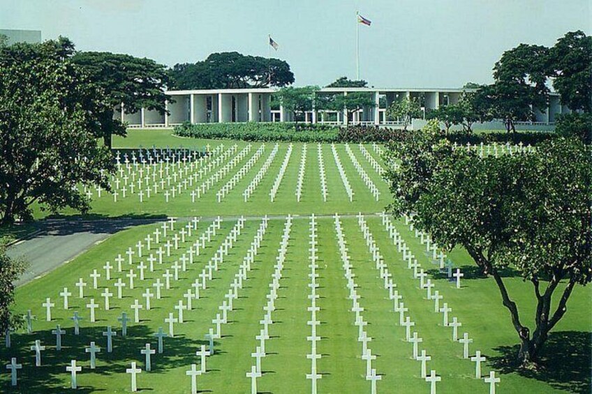 Manila Old and New: Sightseeing Tour Including Intramuros and Fort Santiago 2