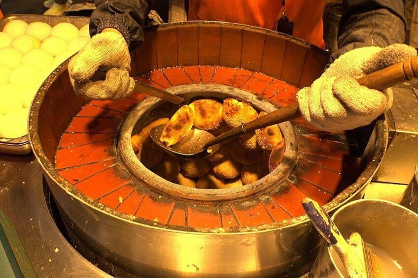 Baked Pepper Bun at Night Market 5