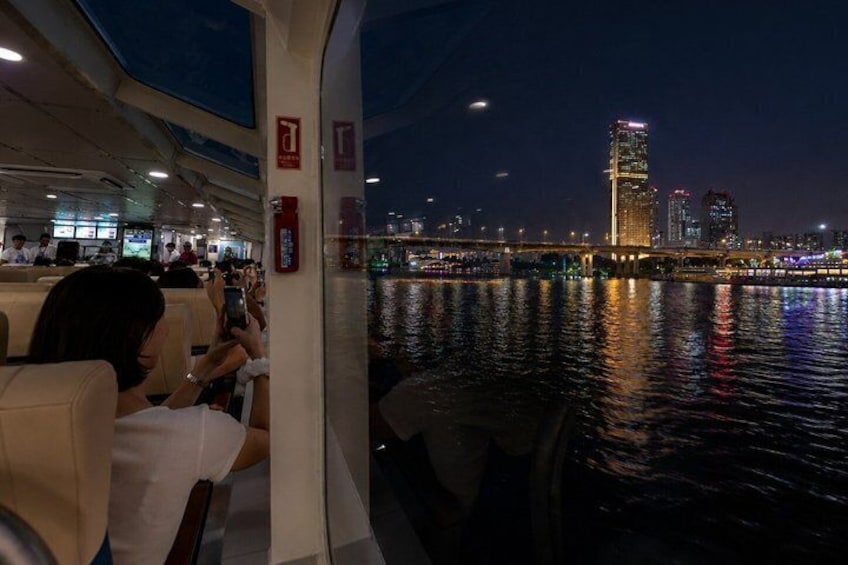 Seoul Night Tour (Gwangjang Market, Royal Palace and Naksan Park) 5