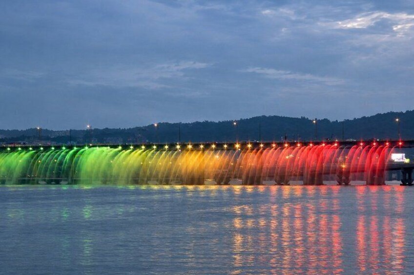 Seoul Han River Night Cruise: 63 Building & Gwangjang Market 2
