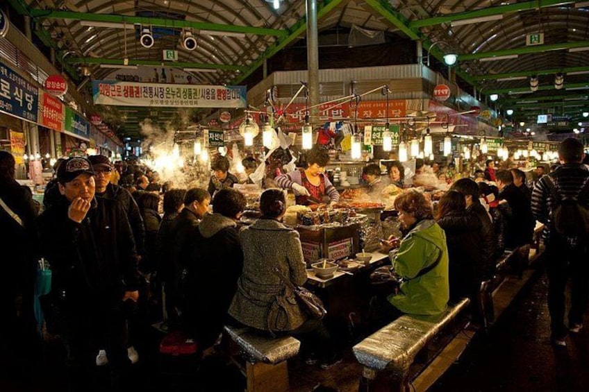 Korea Gwangjang Market _ Pliko Korea Tour_Foodie_ Seoul Night Tour_PLK Travel 2
