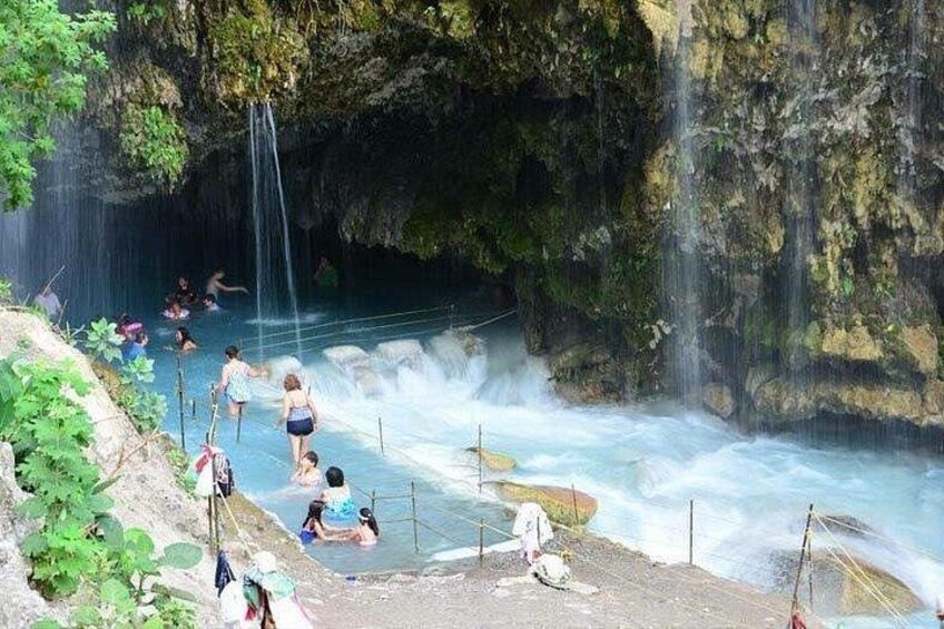 Tour to the Tolantongo Caves, starting from Querétaro 3