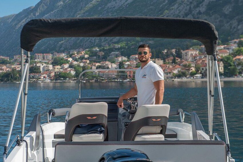 Family boat rental Kotor 2