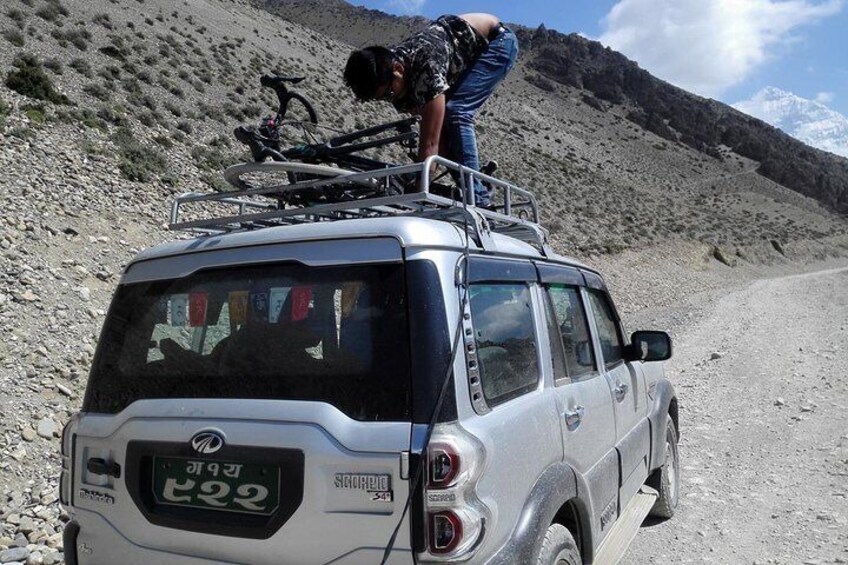 Trip to Mustang by 4WD jeep 2
